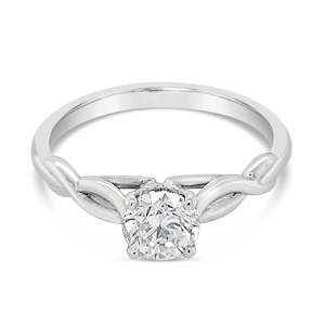 Mantovani: 18ct White Gold Solitaire Diamond Susette Ring