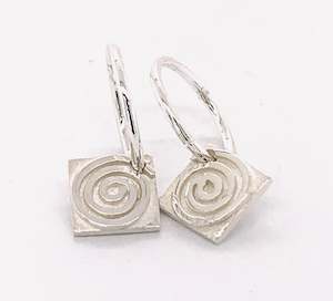 Whenua: Whenua Korutahi Sleeper Earrings Sterling Silver