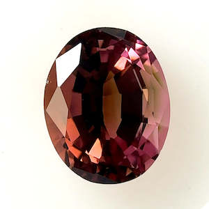 Gemstones: Dusky Pink Tourmaline – 5.24ct Oval Cut
11.70 x 9.45mm | Depth 7.20mm