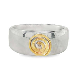 Whenua: Sterling Silver 9ct Yellow Gold Hikoi (Journey) Ring - WHENUA