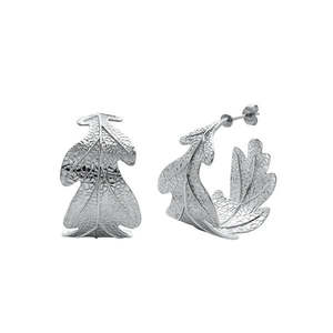 Karen Walker: Oak Leaf Earrings Silver