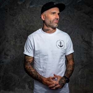 Products: F&A ANCHOR EMBLEM TEE