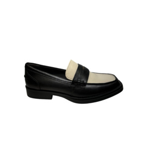 Tamaris Black comb slip on