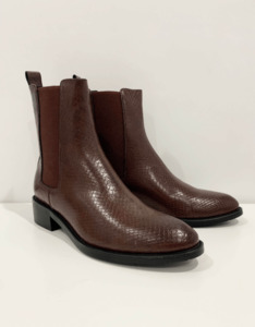 Footwear: Stella + Gemma | Hendrix Boots | Brown