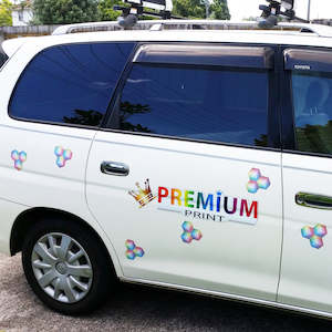 Products: Magnetic Car Signs