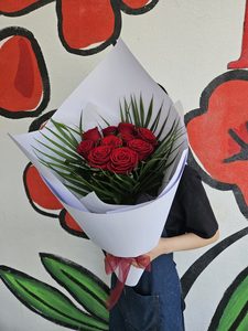 EV03 DOZEN RED ROSES BOUQUET - Flavells Floral Boutique