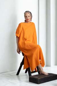 Dresses: Naomi Kaftan