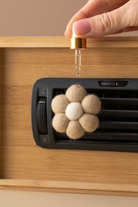 HW Fragrance - Candle, Diffuser, Room Spray, Oil: Felt Taupe Daisy Car Diffuser