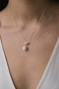 Sophie: Pearl Gold Thread EOL Necklace