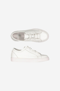 Sneakers: Bandit White Flat Laced Leather Sneaker