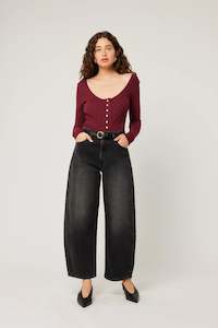 Gigi 80s Black Mid Barrel Jean