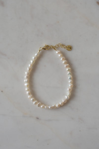 Sophie: Pretty in Pearls Bracelet