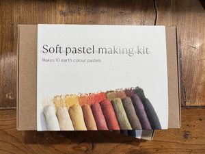 Artgrounds - Soft Pastel Making Kit - Florafauna