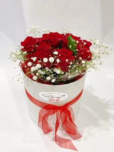 Anniversary: roses in hatbox - Botany Downs Florist & East Auckland same day delivery flowers Howick Florist