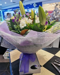 Anniversary: Elegance IN VOX - Botany Downs Florist & East Auckland same day delivery flowers Howick Florist
