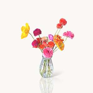 Fresh Flowers: Seasonal Flowers In A Glass Vase