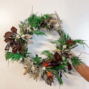 Festive Flowers: Forest Wreath
