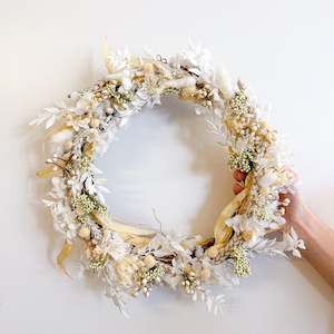 Festive Flowers: Snowflake Wreath