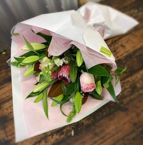 Mothers Day 2026: Pinks and White Bouquet.
