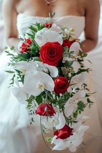 Packaging: Orchid Bridal Bouquet