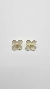 Some Cream Bunchberry Flower Earrings 287