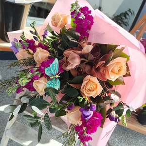 Congratulations: Rosewood Bouquet