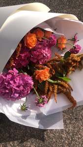 Flower Bouquets: Bright bouquet