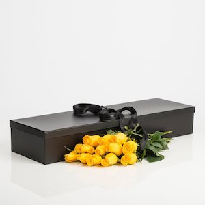 Boxed Yellow Brighton Roses