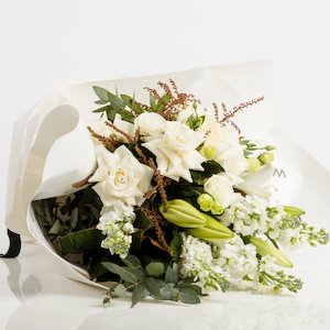 Gifts Family And Home Gifts: Fresh Whites and Green Bouquet