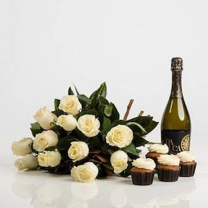 White Petal Prosecco Dreams