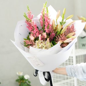 Market Bouquet - Blushing Pinks