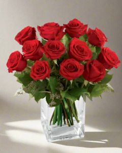 stunning arrangement in Glass Vase
