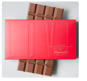 Bisko: BENNETTS OF MANGAWHAI I LOVE YOU MESSAGE BAR, Chocolate Flowers By Joanne