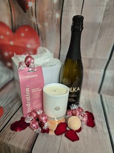 Mother's Day - Treat them giftbox