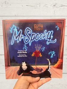 Books And Colouring: Mr Spooky – paperback