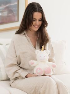 Toasty Hugs: Toasty hugs - Astra Unicorn