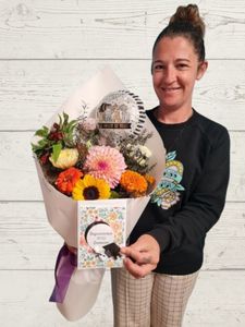 Best Selling Florals: Graduation Celebration Flower Package