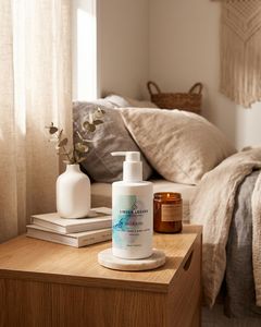 Linden Leaves Aqua Lily Hand & Body Lotion (H)