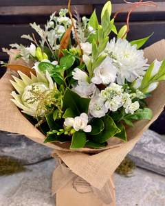 Bouquets Bunches: Rustic Radiance