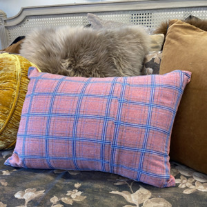 Cushions Throws: Velvet and 100% Plaid Cotton Cushion
