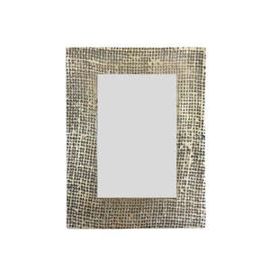 Sale Items Excluiding Floral And Giftcards: PHOTO FRAME IN ANTIQUE BRASS FINISH - 4X6"