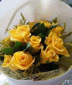 Products: Cheeky Dozen – Flowers in the City