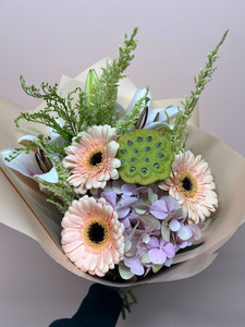 Posies: Peachy