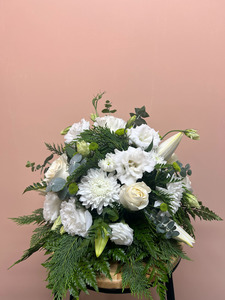 Sympathy: Informal wreath