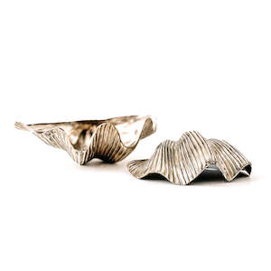 Summer Vibes: BALINESE BRASS BOWL | CLAM SHELL - SMALL / LARGE