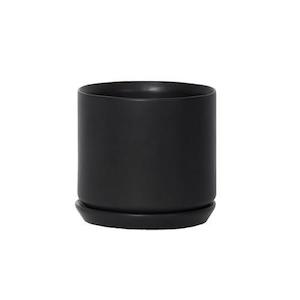 Medium Oslo Planter Jet Black