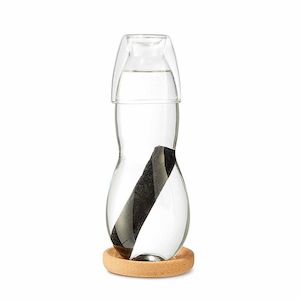 Black Blum: PERSONAL GLASS CARAFE 800ML
