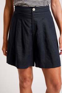 Eb Ive: Eb+ I e Cove Short Indigo