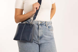 Accessories: Sassy  Duck Bianca x body bag Navy
