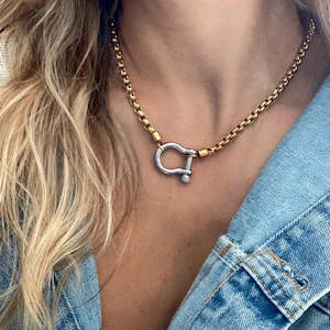 Jewellery: Flying Saucers Urban bolt Gold chain steel buckle